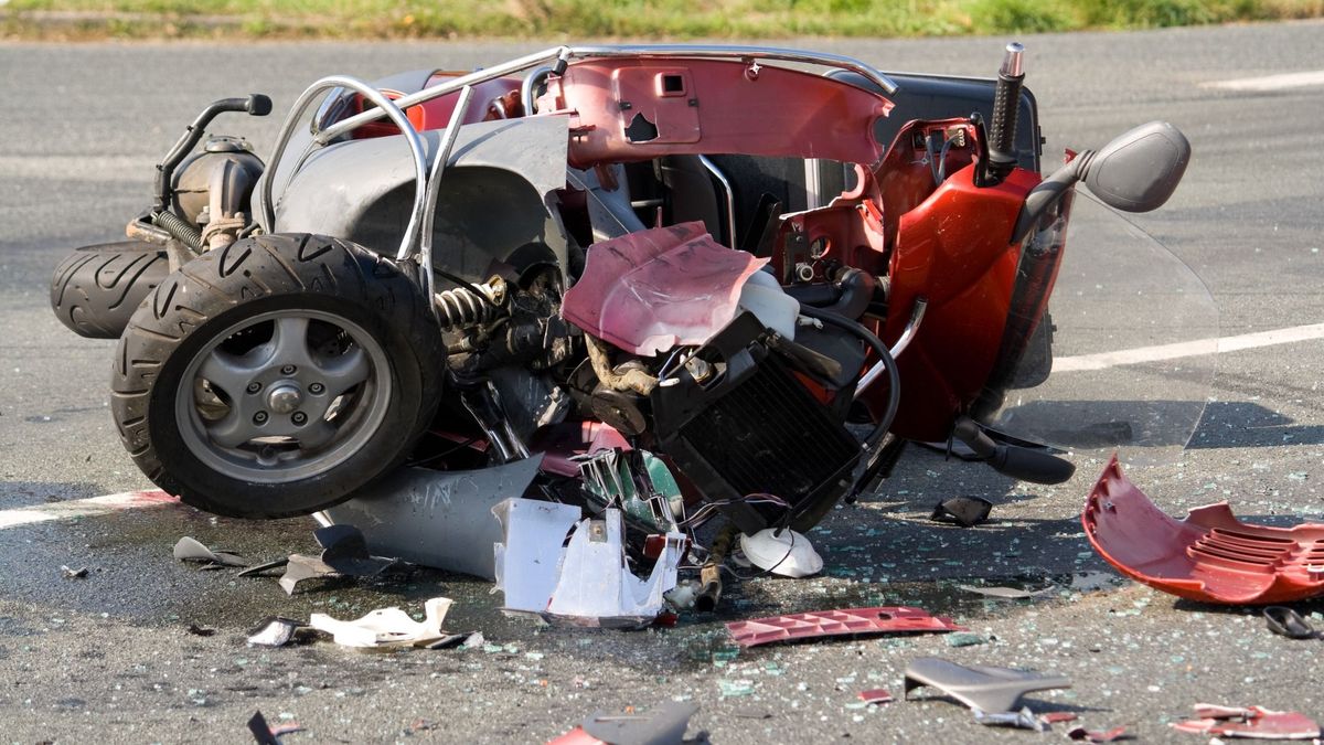 motor scooter after accident