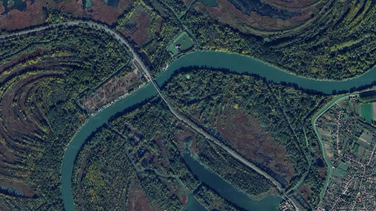 Szembeötlő a különbség: ilyen volt, ilyen lett a Tisza-tó egyik fontos átkelője