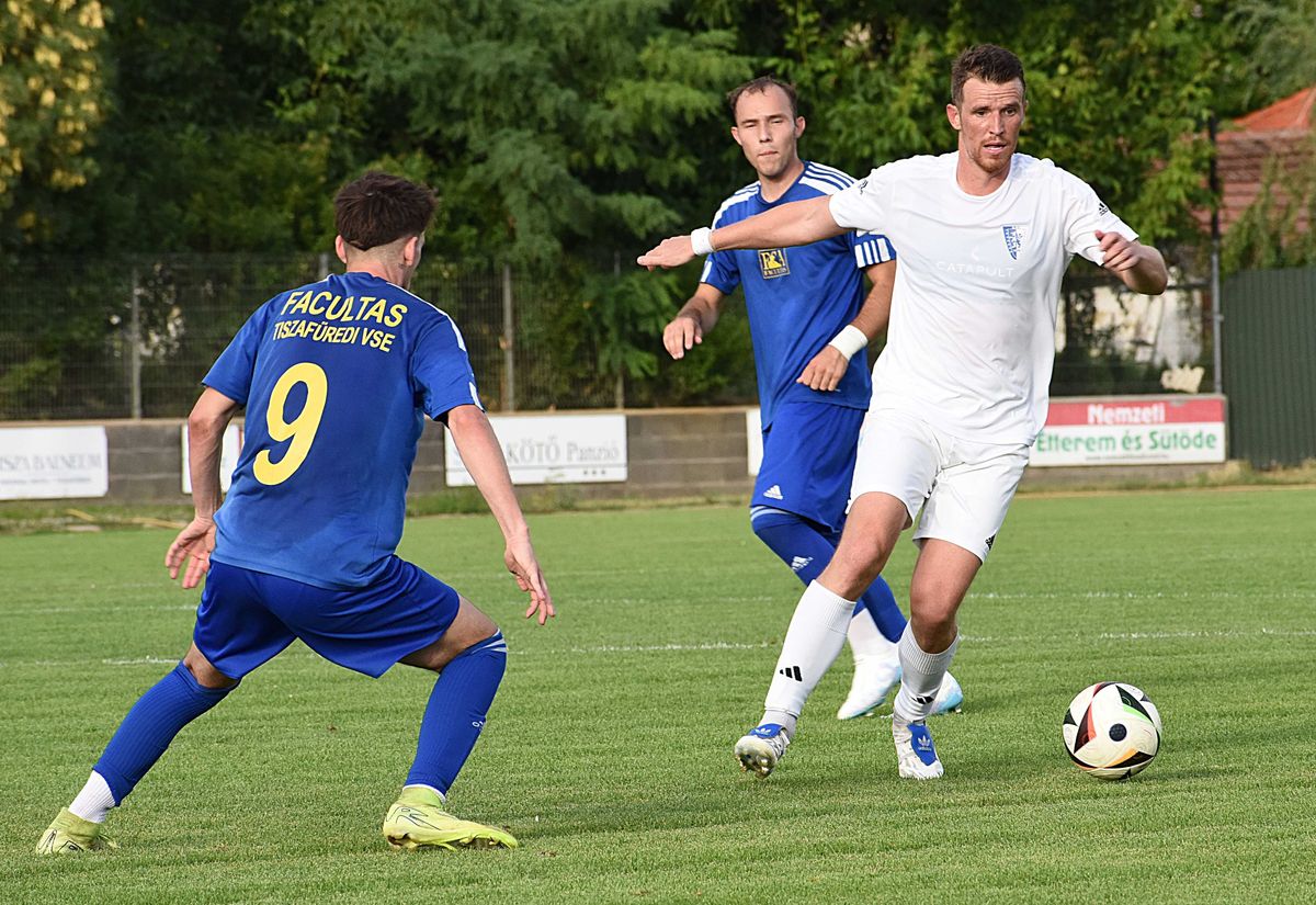 Hidi Patrik, Karcagi SC, labdarúgás