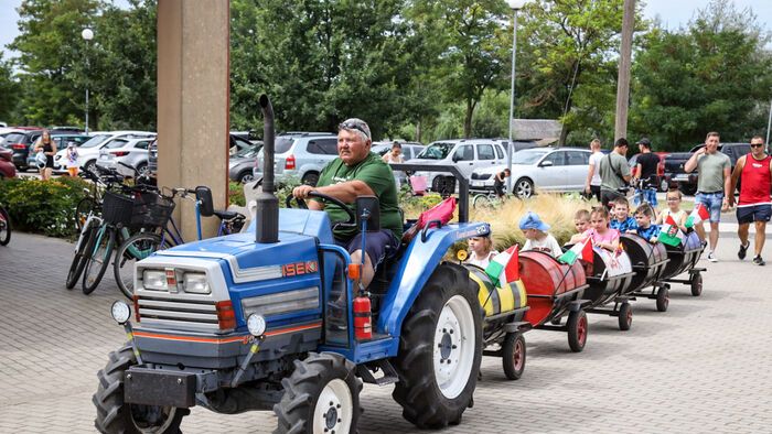 Kunhegyesi traktoros találkozó