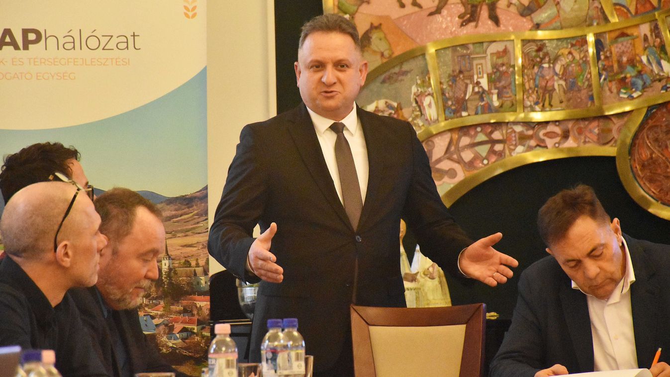 Mindenkit érintő téma volt fókuszban a jászsági fórumon, közös cselekvésre van...